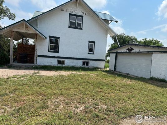 Backyard, Detached Garage, Exterior
