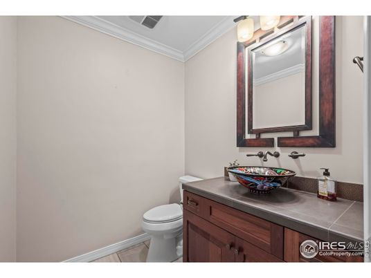 Bathroom, Interior, Tile Countertops