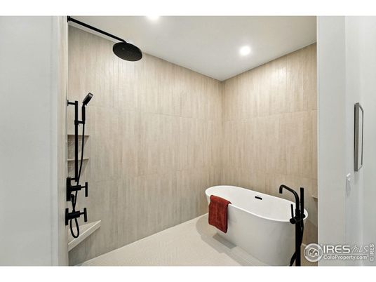 Bathroom, Free Standing Baths, Interior, Recessed Lighting