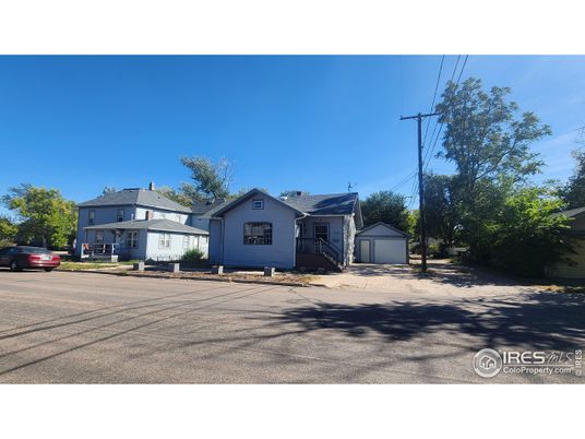 Backyard, Detached Garage, Exterior
