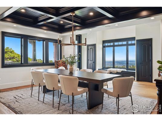 Dining room, Interior, Pendant Lights, Recessed Lighting, Water, Wood Texture Flooring
