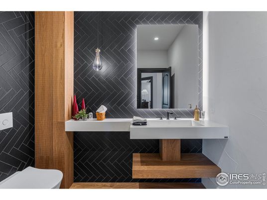 Bathroom, Interior, Pendant Lights, Recessed Lighting