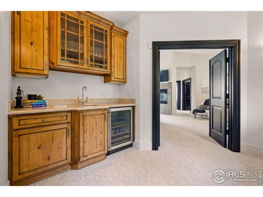 Fireplace, Interior, Kitchen