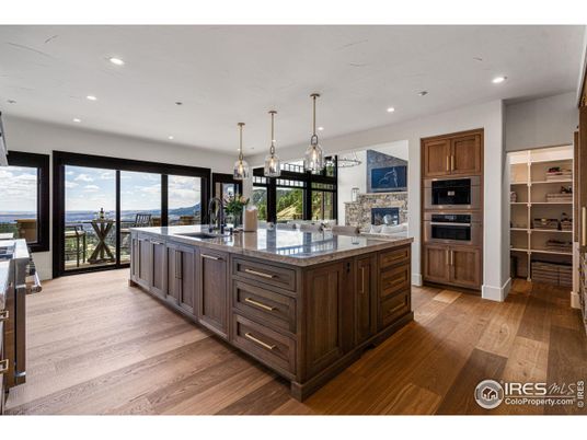 Fireplace, Interior, Kitchen, Pendant Lights, Recessed Lighting, Stainless Steel Appliances, Wood Texture Flooring