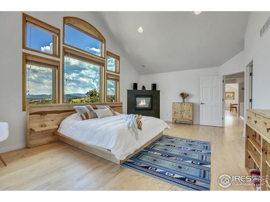 Bedroom, Fireplace, Interior, Recessed Lighting, Wood Texture Flooring