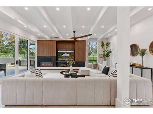 Fireplace, Interior, Living room, Recessed Lighting
