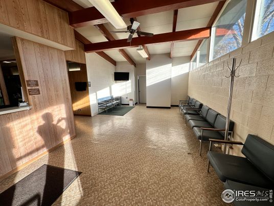 Empty room, Interior, Stone Walls, Wooden Beams