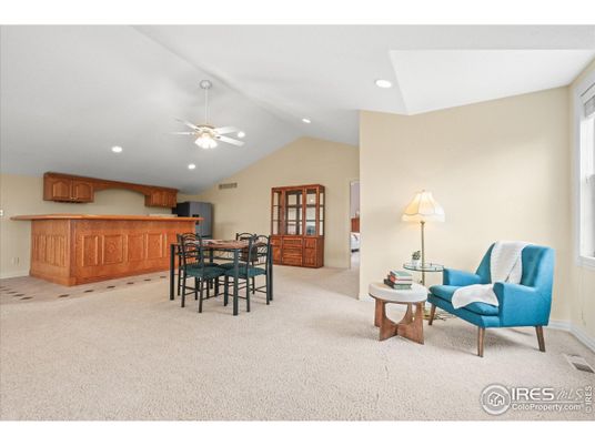 Dining room, Interior, Recessed Lighting
