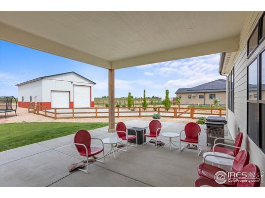 Backyard, Detached Garage, Exterior