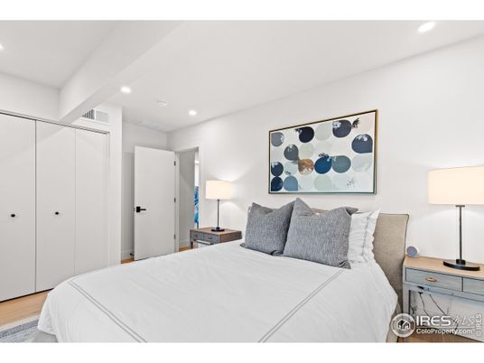 Bedroom, Interior, Recessed Lighting