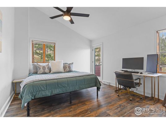 Bedroom, Home Office, Interior, Wood Texture Flooring