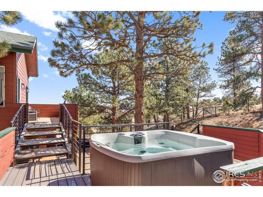 Exterior, Hot Tub