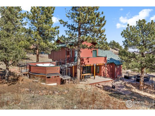 Backyard, Exterior, Hot Tub