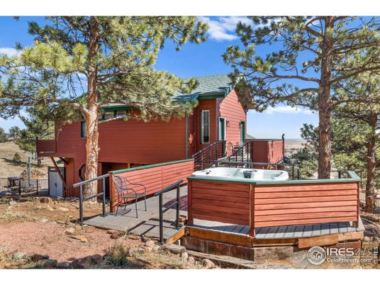Exterior, Hot Tub