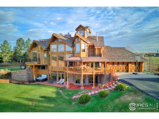Backyard, Exterior, Facade, Log Home