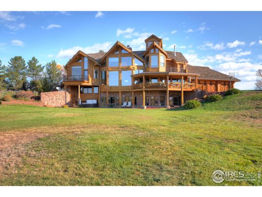Backyard, Exterior, Facade, Log Home