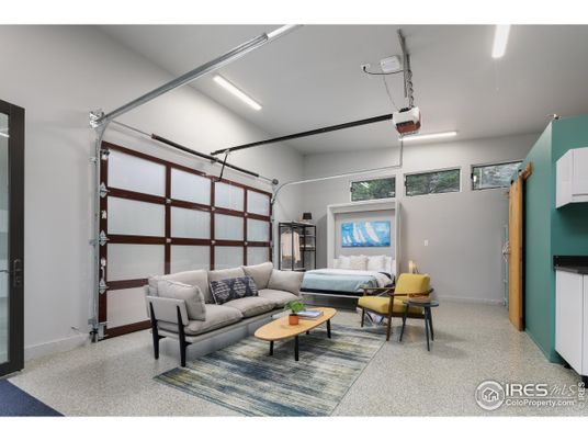 Garage, Interior, Living room, Recessed Lighting