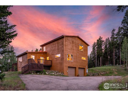 Attached, Exterior, Facade, Brick Facade, None