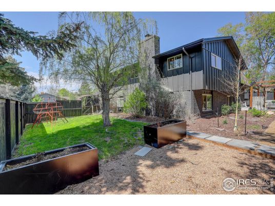 Backyard, Exterior, Playground