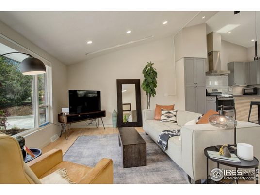 Interior, Kitchen, Living room, Recessed Lighting, Wood Texture Flooring