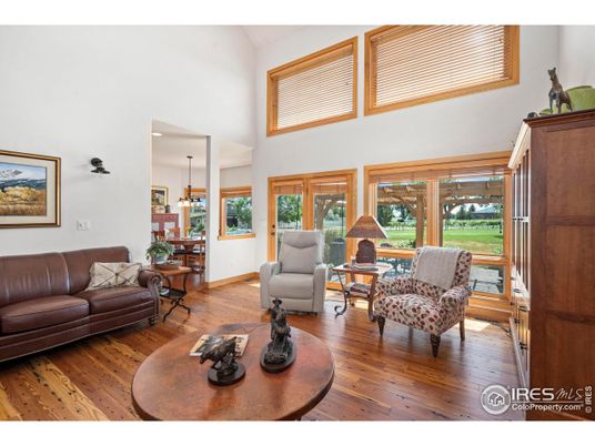 Interior, Living room, Pendant Lights, Wood Texture Flooring
