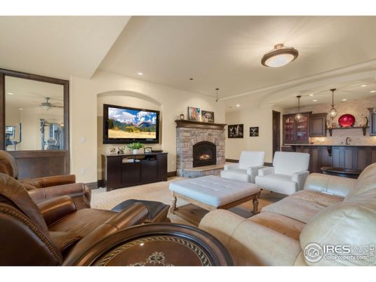 Fireplace, Interior, Living room, Pendant Lights, Recessed Lighting