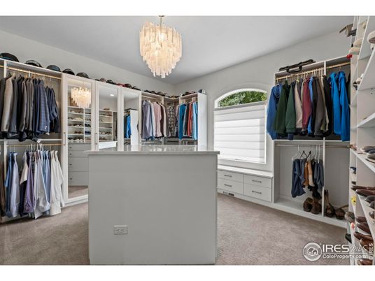 Chandelier, Interior, Walk-in Closets