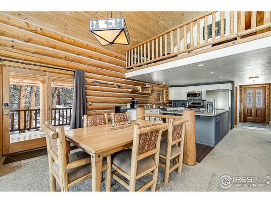 Dining room, Interior, Kitchen, Stainless Steel Appliances, Wooden Ceilings, Wooden Walls