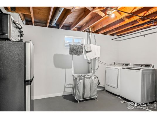 Interior, Washer, Wooden Beams, Wooden Ceilings