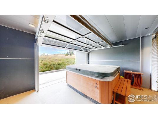 Hot Tub, Interior