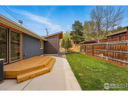 Backyard, Exterior