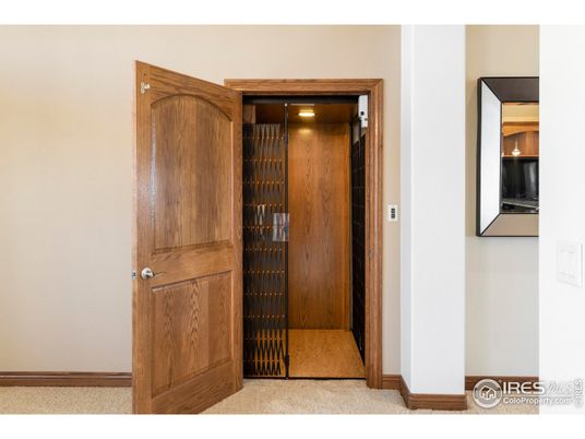 Elevator, Interior