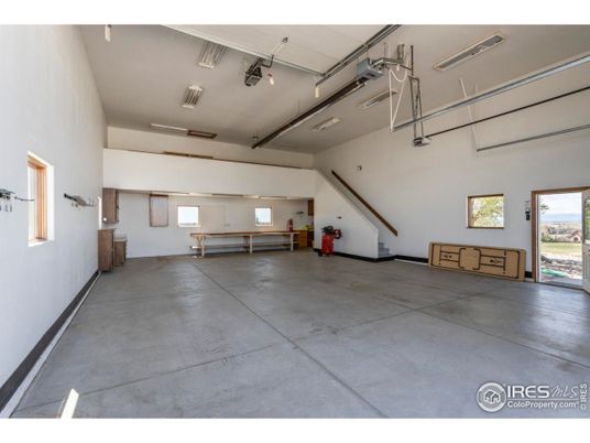 Garage, Interior