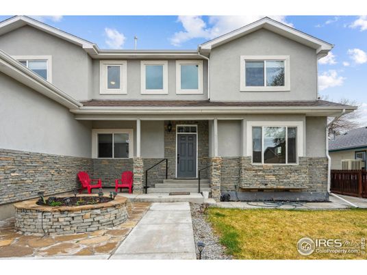 Exterior, Facade, American Craftsman