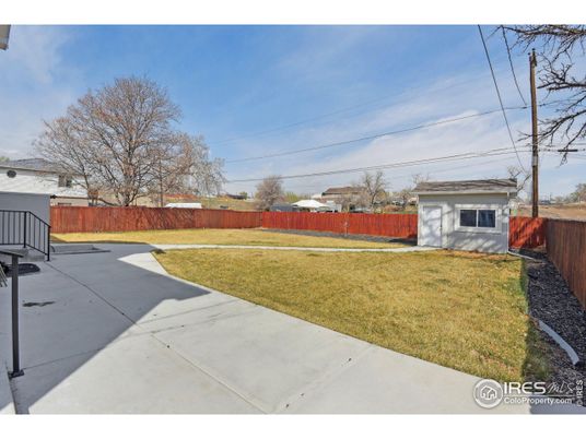 Backyard, Exterior