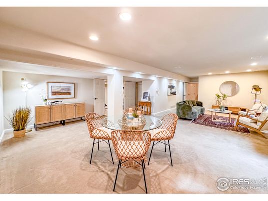 Dining room, Interior, Living room, Recessed Lighting