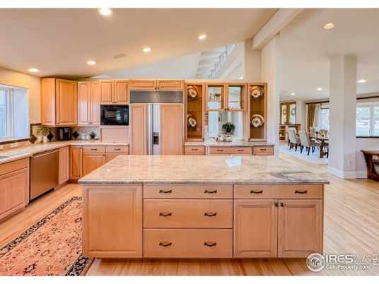 Dining room, Interior, Kitchen, Recessed Lighting, Stainless Steel Appliances, Wood Texture Flooring