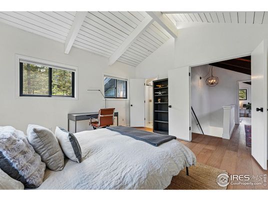 Bedroom, Home Office, Interior, Pendant Lights, Wood Texture Flooring