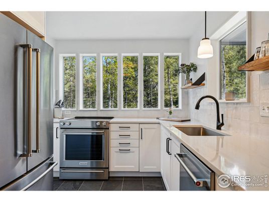 Interior, Kitchen, Pendant Lights, Stainless Steel Appliances