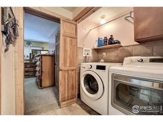 Interior, Washer
