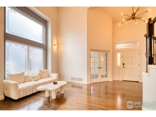 Interior, Living room, Pendant Lights, Wood Texture Flooring