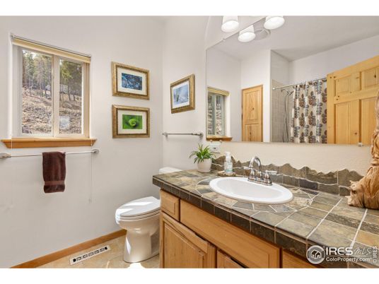 Bathroom, Interior, Tile Countertops