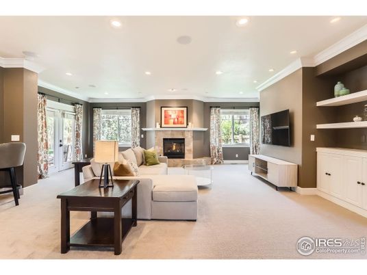 Fireplace, Interior, Living room, Recessed Lighting