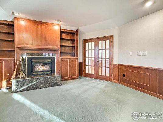 Empty room, Fireplace, Interior, Recessed Lighting