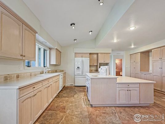 Interior, Kitchen, Recessed Lighting, Washer