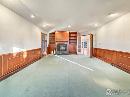 Empty room, Fireplace, Interior, Recessed Lighting