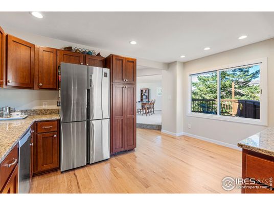 Dining room, Interior, Kitchen, Recessed Lighting, Wood Texture Flooring