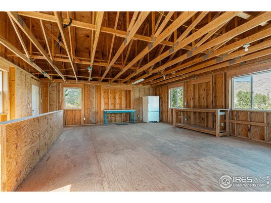 Empty room, Interior, Wooden Beams, Wooden Ceilings, Wooden Walls
