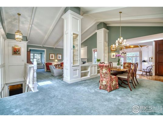 Chandelier, Dining room, Interior, Living room, Pendant Lights