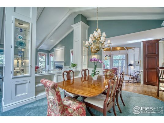 Chandelier, Dining room, Fireplace, Interior
